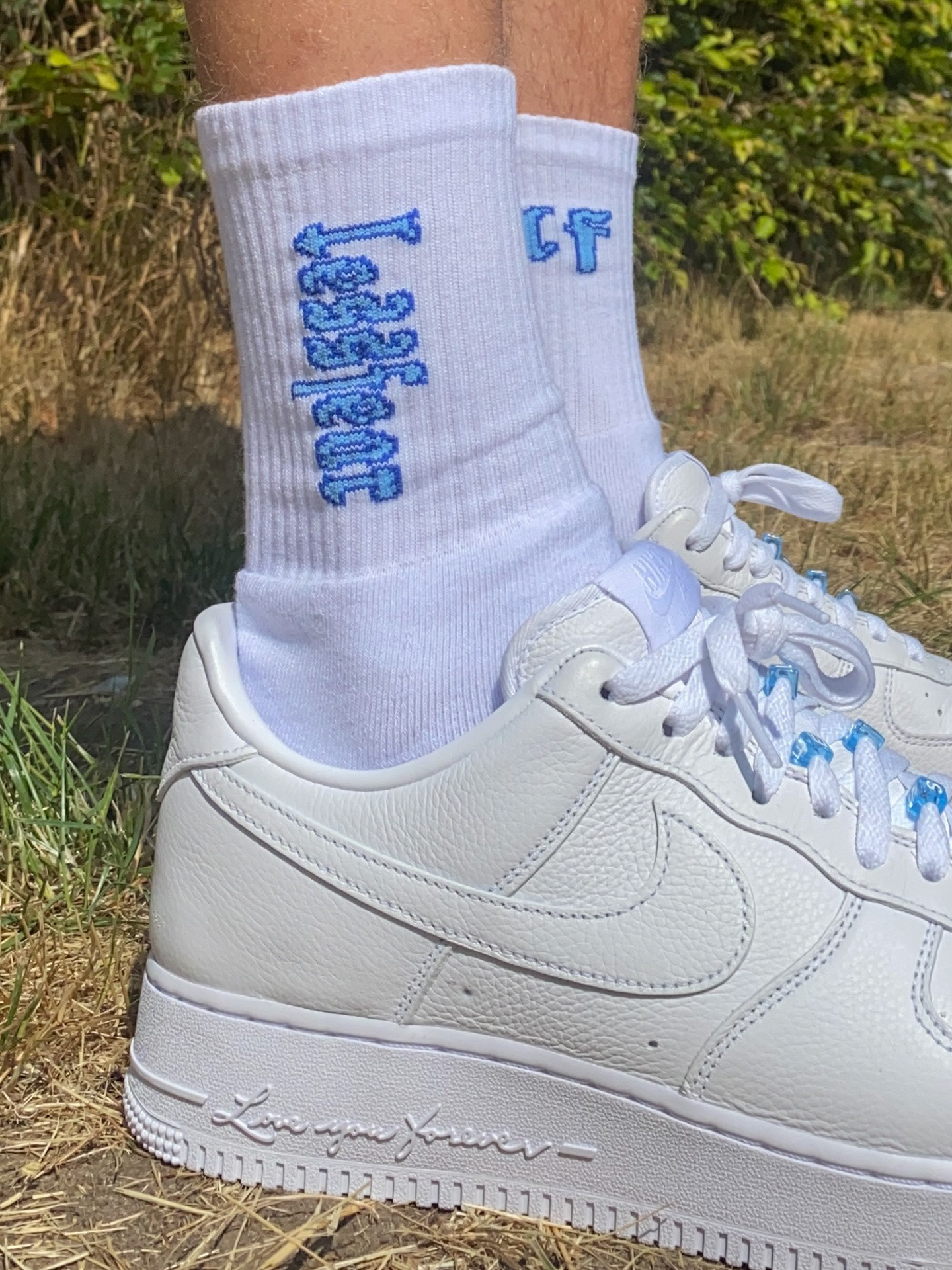 LF SOCKS "BLUE on WHITE"